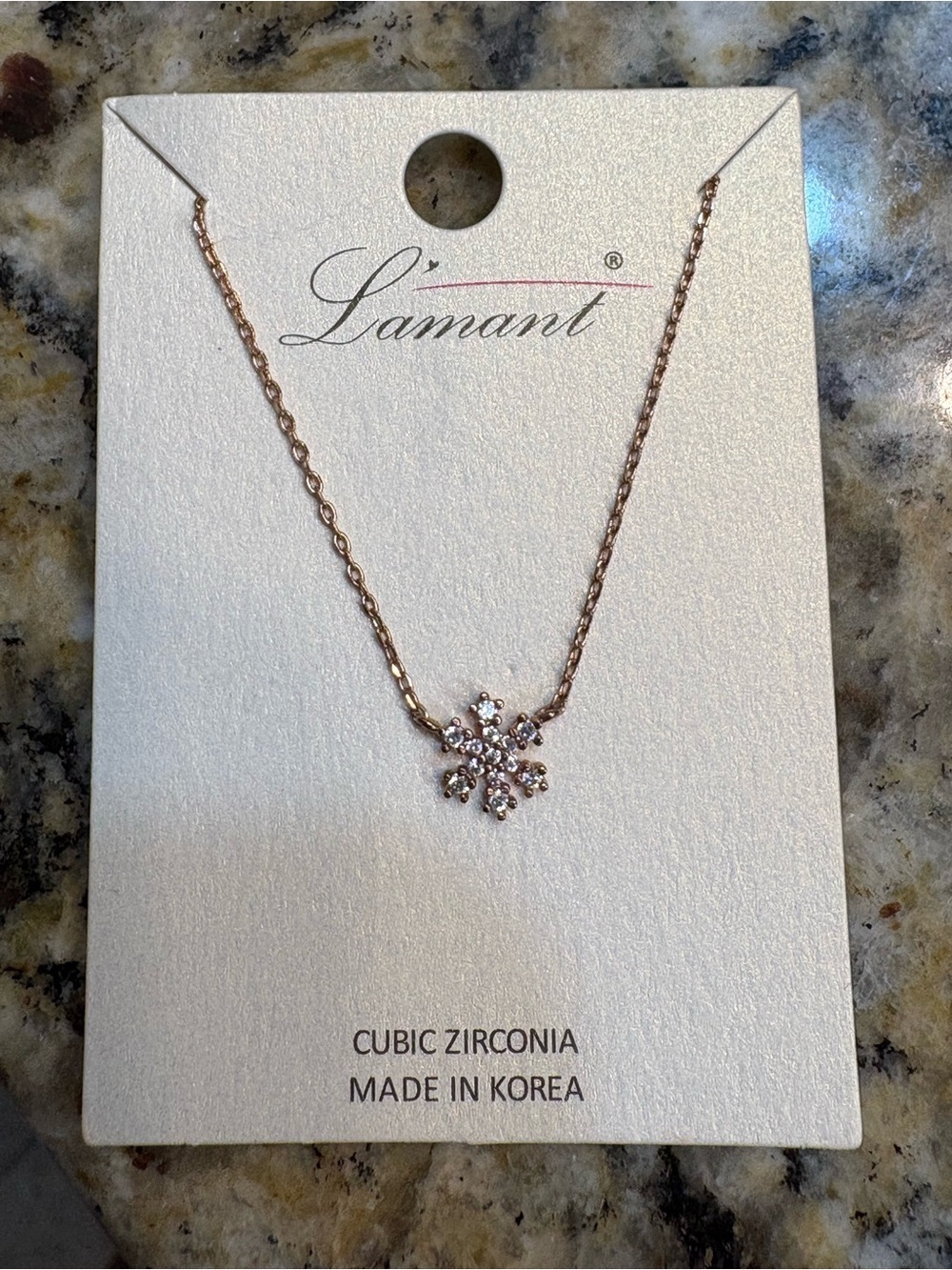 ▪️Cubic Zirconia Snowflake Necklace